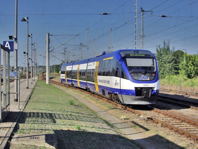 0004 im Bhf Neustrelitz