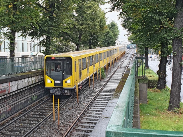 1009 Berlin, Sch�nhauser Allee