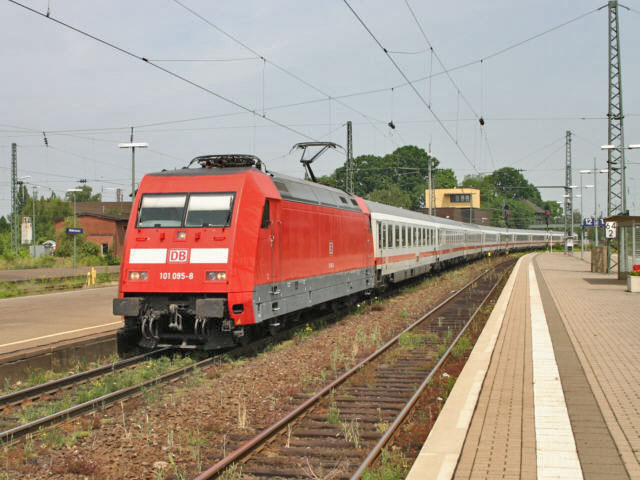 101 �im Bhf Minden