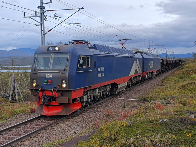 IORE westlich vom Bhf Laktajakka