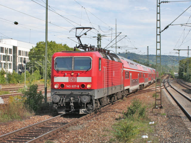 143 im Bhf Stuttgart-Bad Cannstatt