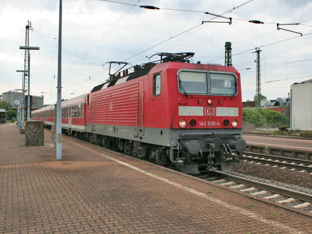 143  im Bhf Gro&szlig;-Gerau