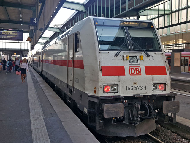 146 �im Hbf Stuttgart 