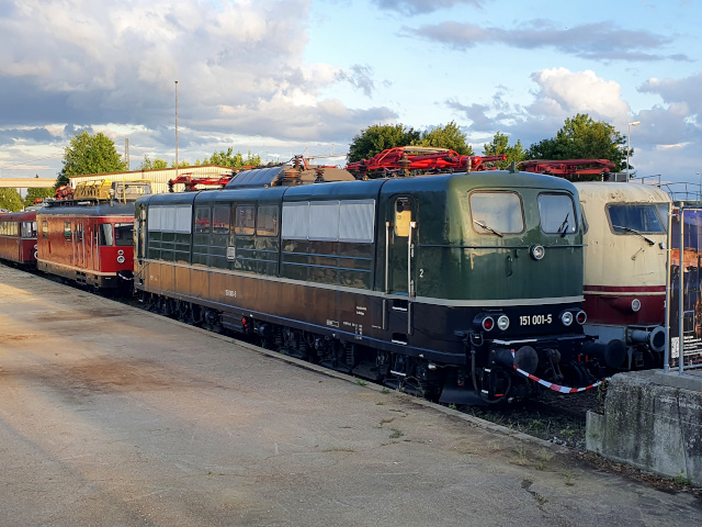 151 im Bhf Nördlingen