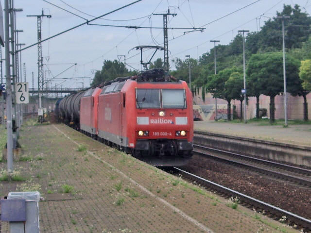 185 �im Bhf Hockenheim