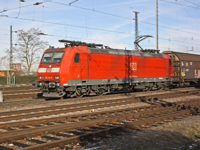 185 �im Güterbahnhof Freiburg