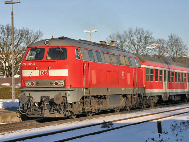218 im Bhf Neunkirchen am Sand
