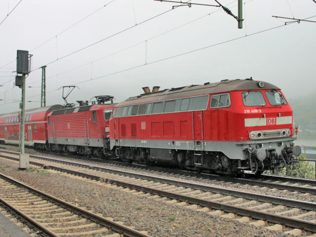 218 im Bhf Niederheimbach am Rhein