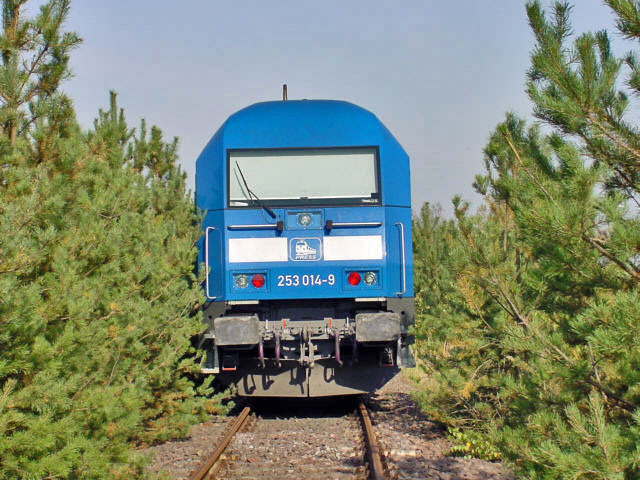 253 im Industriegelände von Altenzaun