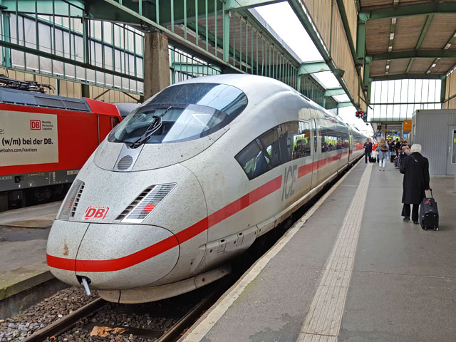 403 �im Hbf Stuttgart 