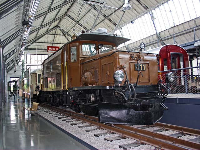 411 �in München Schwanthalerhöhe