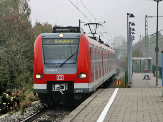 423 im Bhf. Neufahrn