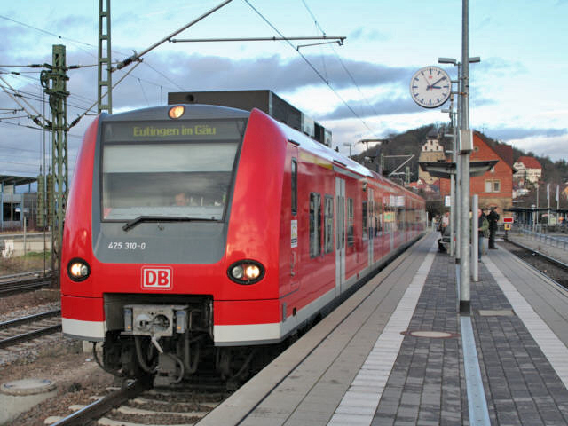 425  im Bhf Herrenberg