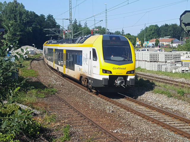 427 �im Bhf Goldshfe