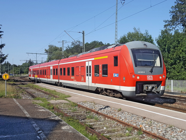 440  im Bhf Goldsh�fe