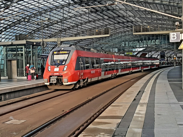 442 �Berlin Hbf 