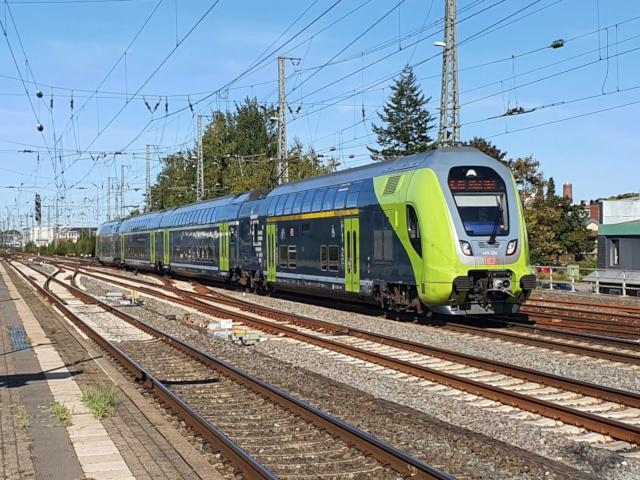 445 im Bhf Neumünster
