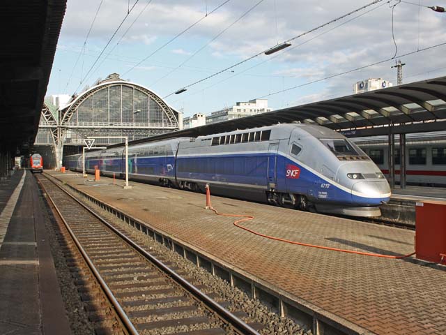 0310  im Hbf Frankfurt/Main