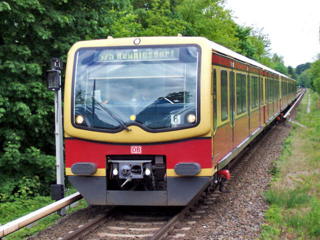 481  in S-Bhf Schulzendorf