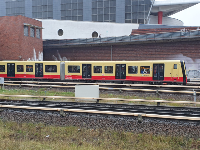 483 �Bhf Berlin-Gesundbrunnen 