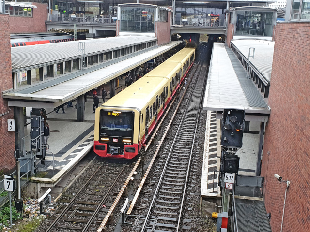 484 �Bhf Berlin-Gesundbrunnen 