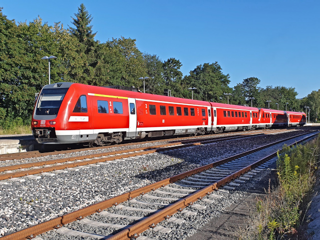 612 �im Bhf Zella-Mehlis