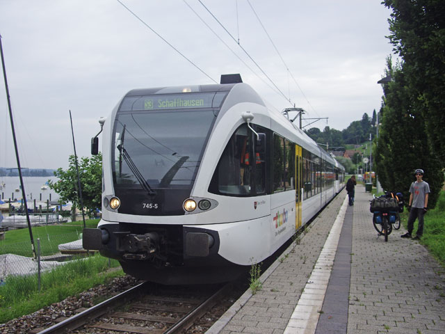 645-5 im Bhf Mannenbach-Salenstein