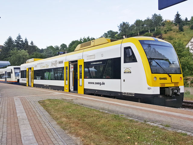 650 im Bhf Oberharmersbach-Riersbach