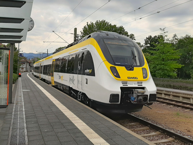 8442 �im Bhf Staufen 