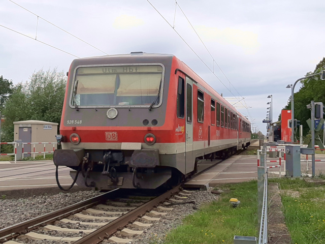 928 �im Bhf Warthausen