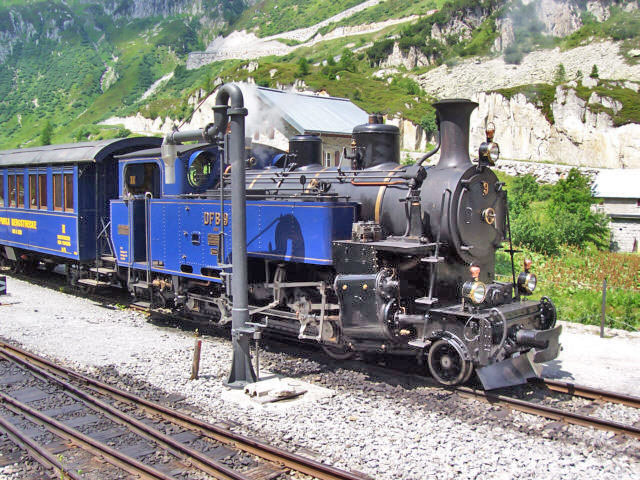 DFB 9  im Bf Gletsch