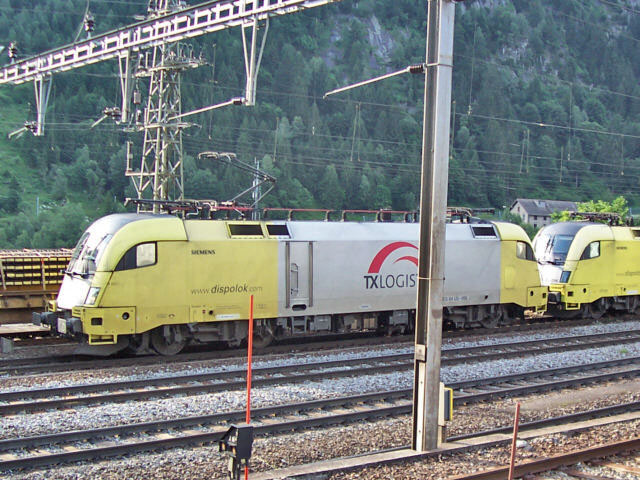 ES64 im Bf Göschenen