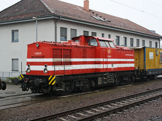 V100  im Bhf Graben-Neudorf